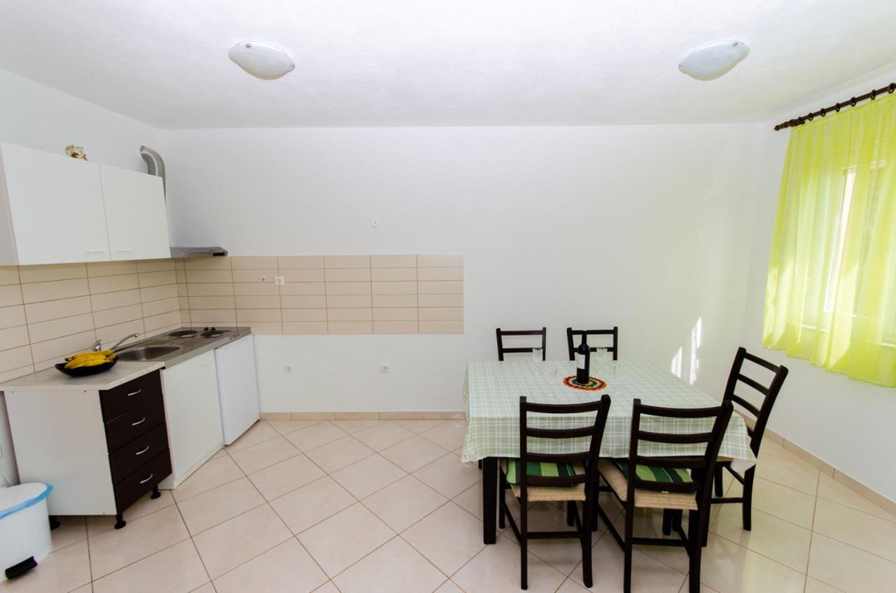 Ciovo View Apartments โอครูกกอร์นญี ภายนอก รูปภาพ