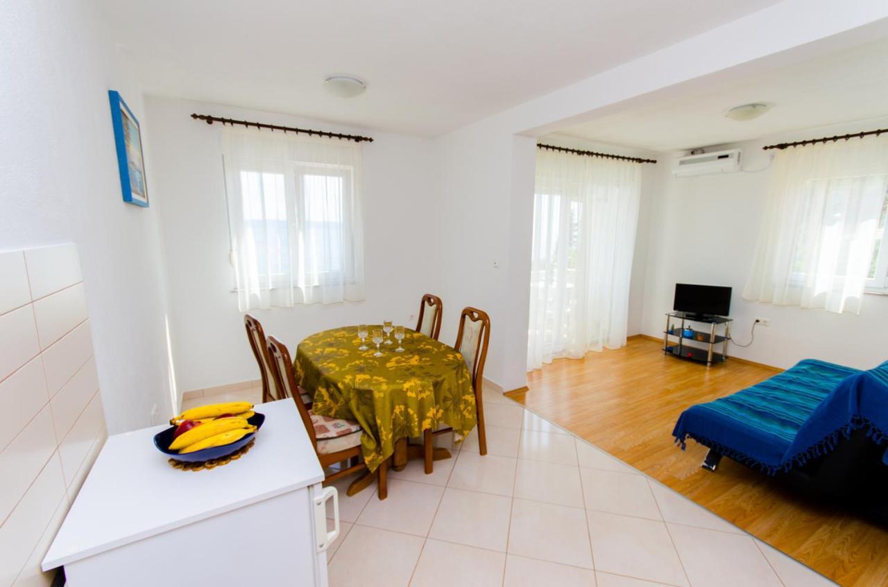 Ciovo View Apartments โอครูกกอร์นญี ภายนอก รูปภาพ
